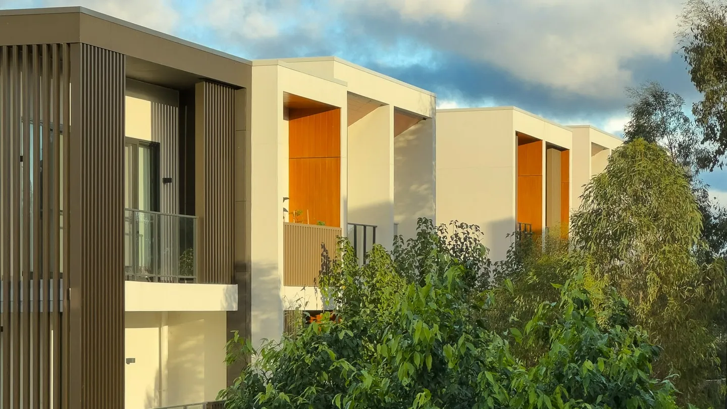 Striking modular building in daylight