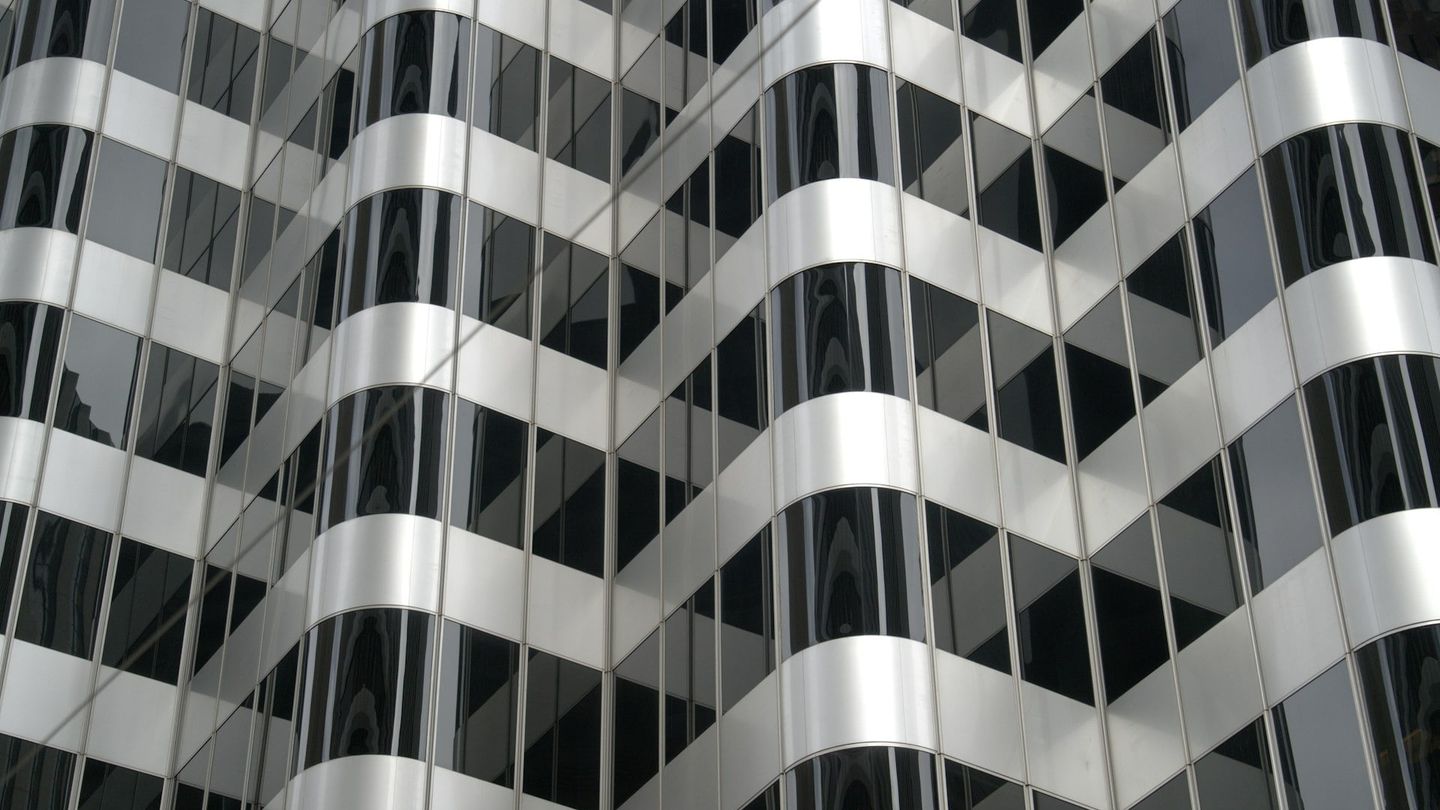 Modern skyscraper under bright daylight