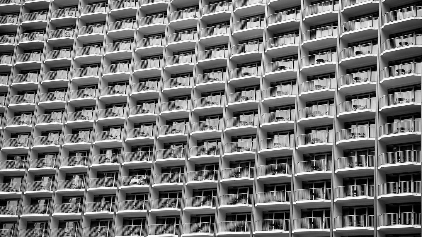Modern skyscraper under bright daylight