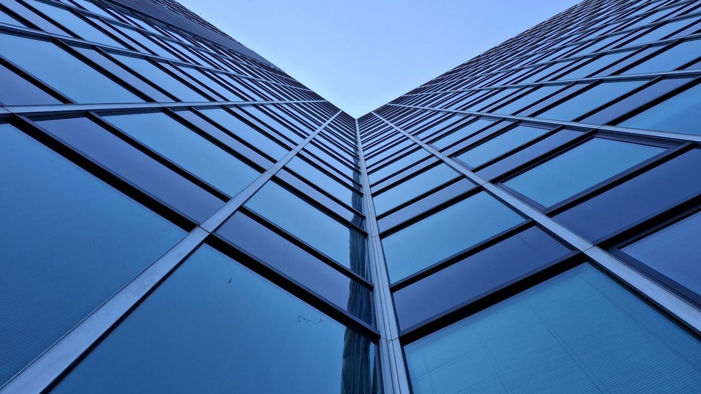 Modern skyscraper under bright daylight