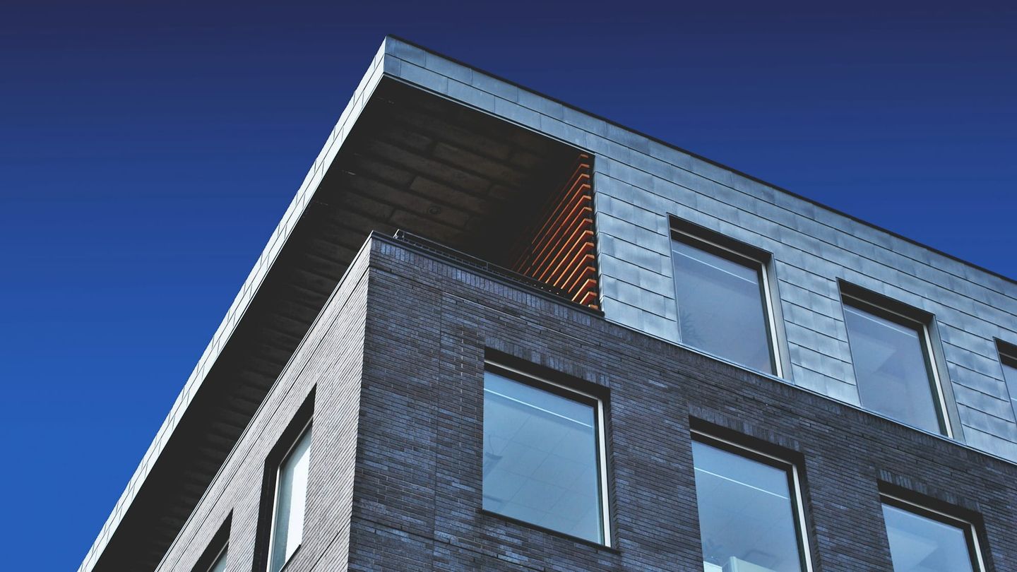 CRE7 launches Polygon property platform