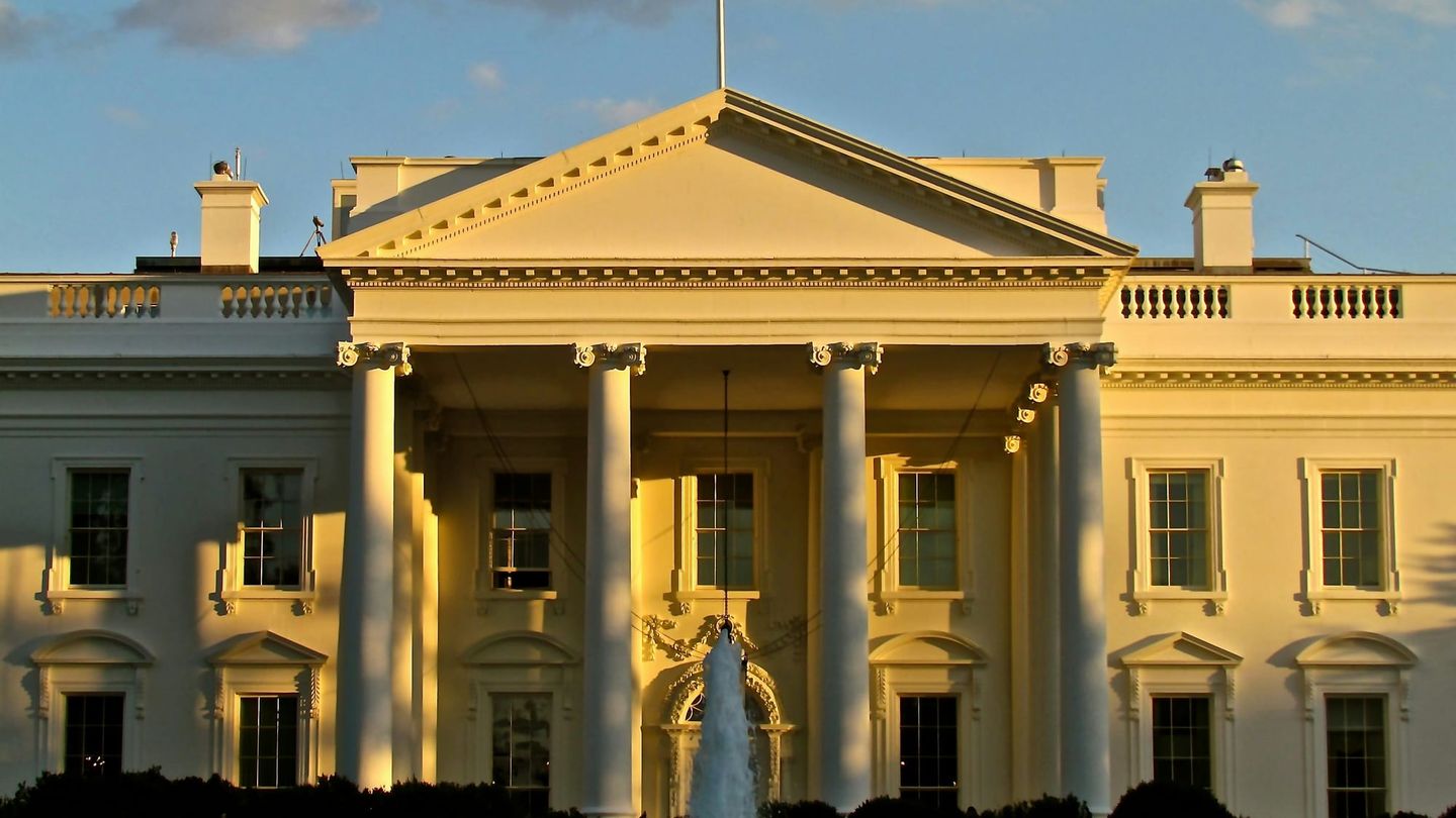 SEC Submits Commission-Level Crypto Securities Framework to White House for Review